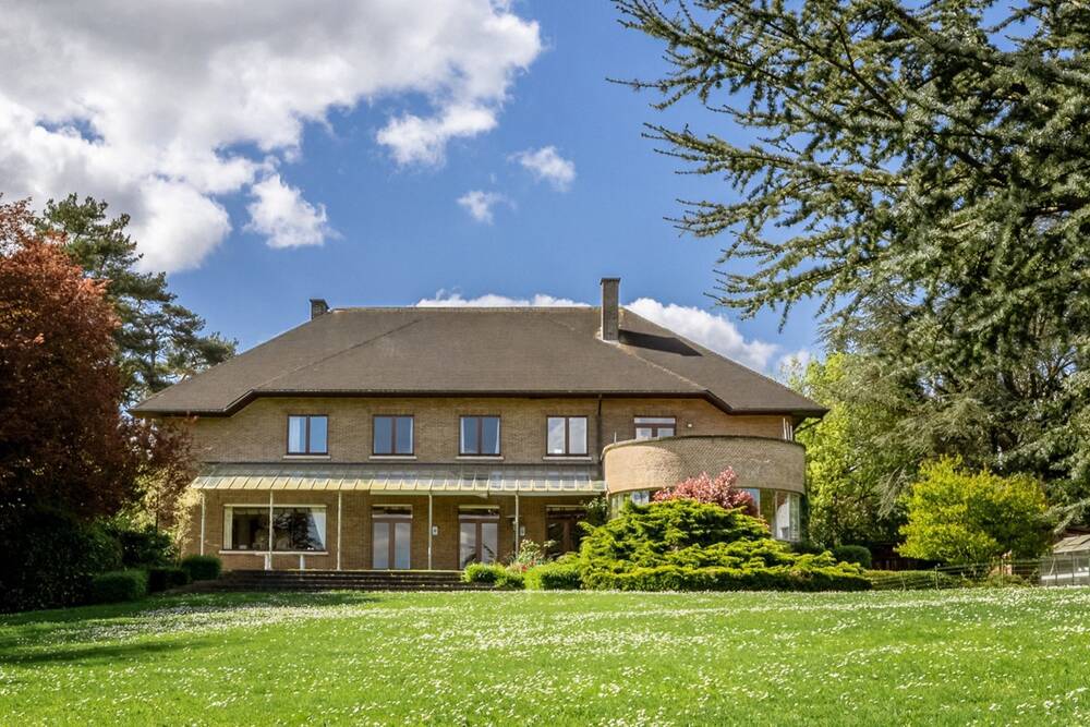 Villa te  koop in Lasne 1380 2700000.00€ 9 slaapkamers 850.00m² - Zoekertje 1395531