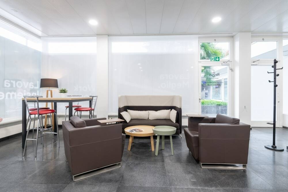 Commerce à louer à Mont-Saint-Guibert 1435 109.00€ 0 chambres m² - Annonce 77316