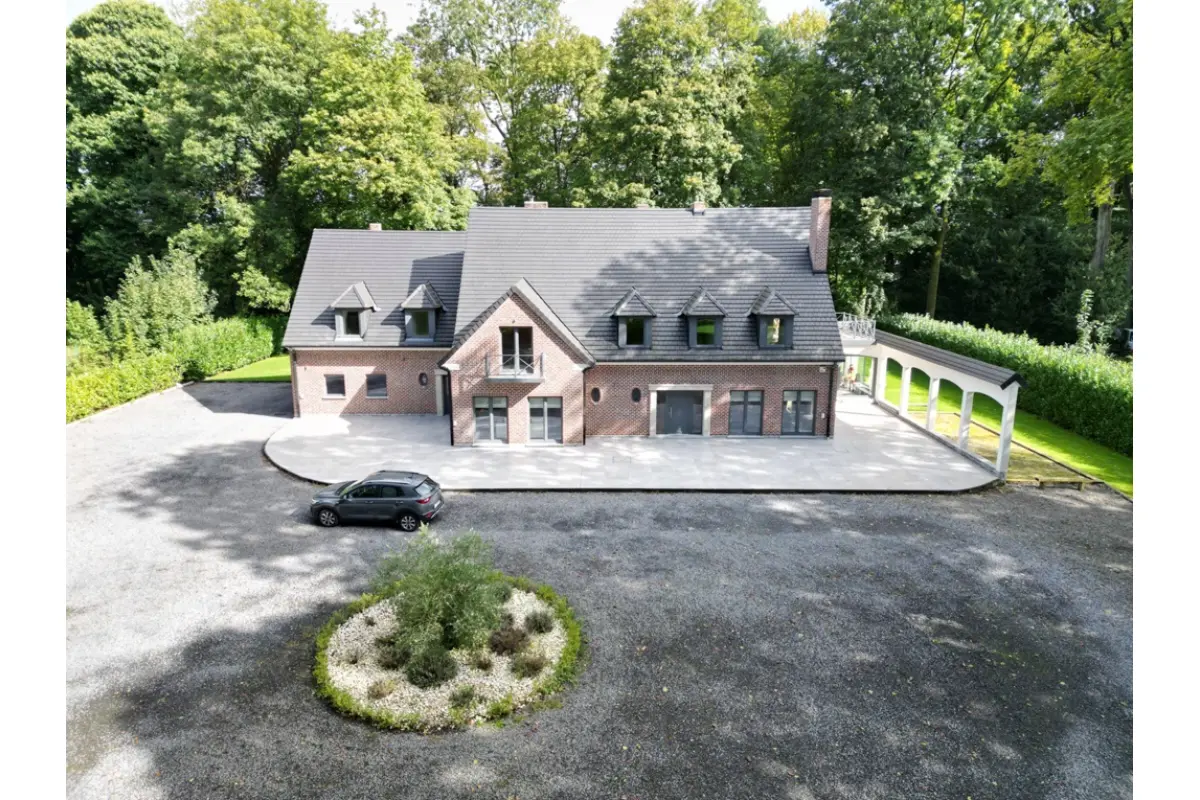 Maison à vendre à Lillois-Witterzée 1428 2150000.00€ 5 chambres 535.00m² - Annonce 101312