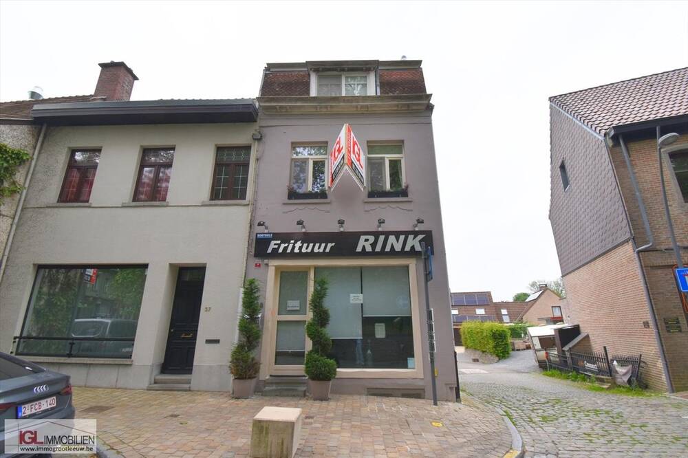 Handelszaak te koop in Sint-Pieters-Leeuw 1600 295000.00€ 2 slaapkamers 164.00m² - Zoekertje 103493