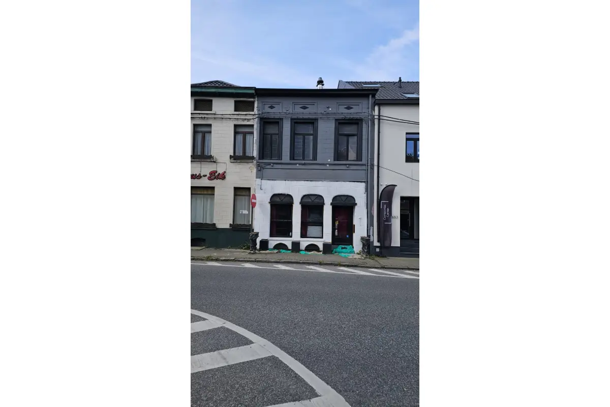 Mixgebouw te  koop in Overijse 3090 650000.00€  slaapkamers m² - Zoekertje 127910