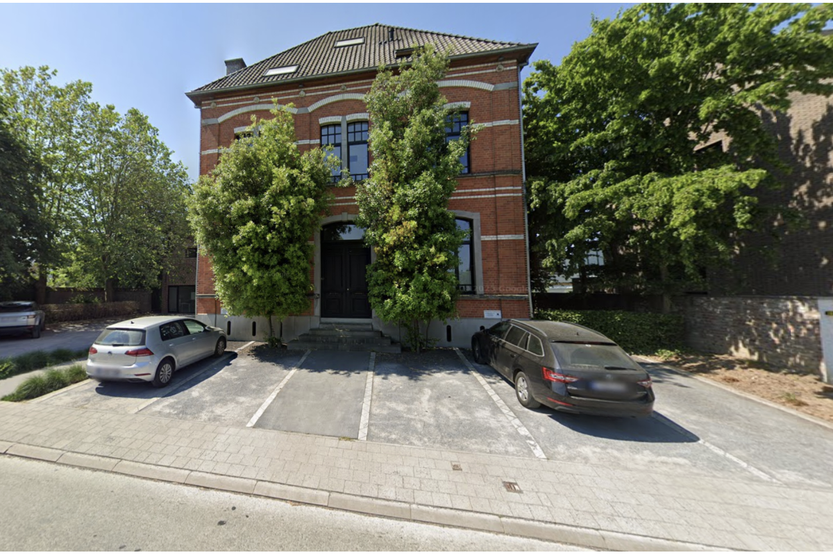 Commerce à louer à Sint-Katherina-Lombeek 1742 800.00€  chambres 24.00m² - Annonce 132851