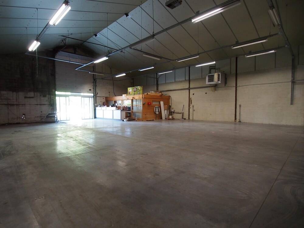 Commerce à louer à Langdorp 3201 2000.00€ chambres 400.00m² - Annonce 138118