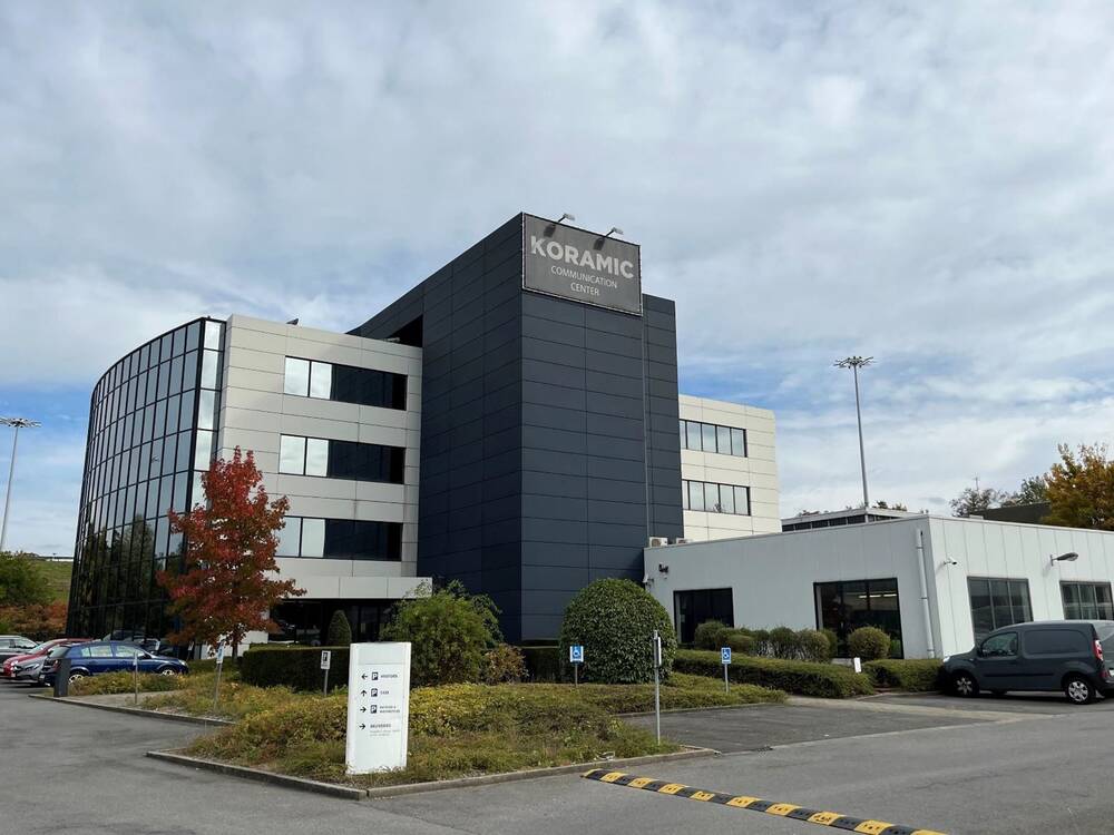 Commerce à louer à Diegem 1831 0.00€ chambres 5000.00m² - Annonce 145463