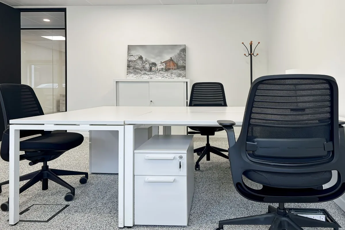 Commerce à louer à Mont-Saint-Guibert 1435 779.00€ 0 chambres m² - Annonce 154225