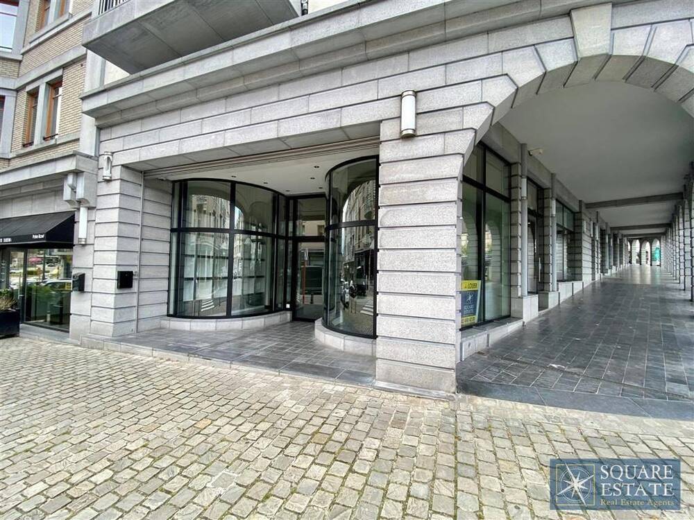 Commerce à louer à Wemmel 1780 2500.00€ chambres 90.00m² - Annonce 184195