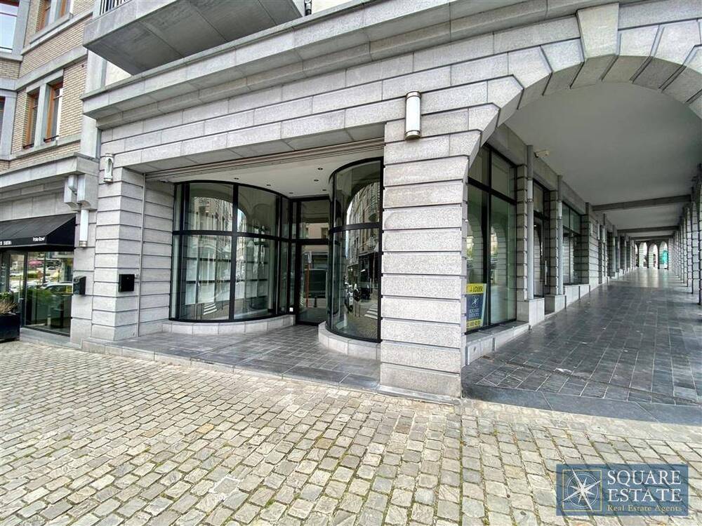 Handelszaak te huur in Wemmel 1780 2500.00€ slaapkamers 90.00m² - Zoekertje 184195