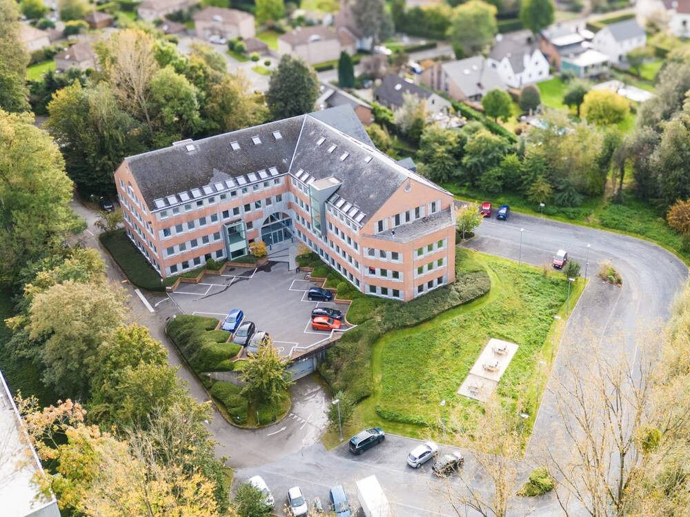 Handelszaak te  koop in Rixensart 1330 4000000.00€  slaapkamers 3255.00m² - Zoekertje 226624