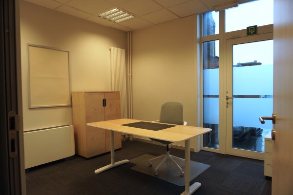 Commerce à à Wavre 1300 355.00€ chambres 12.00m² - Annonce 233674