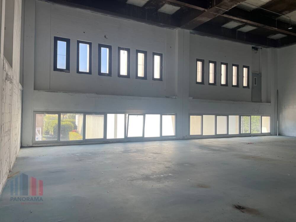 Commerce à louer à Grimbergen 1850 1958.00€ chambres 522.00m² - Annonce 244751