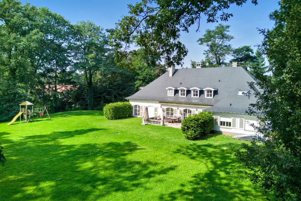 Villa à vendre à Braine-l'Alleud 1420 1395000.00€ 5 chambres 520.00m² - Annonce 247376