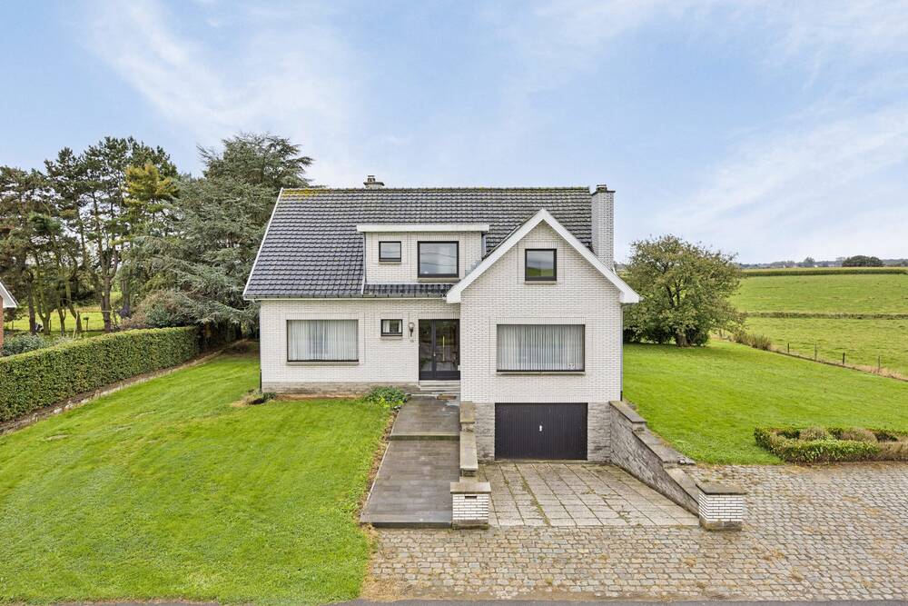 Huis te  koop in Pepingen 1670 525000.00€ 5 slaapkamers 205.00m² - Zoekertje 248919
