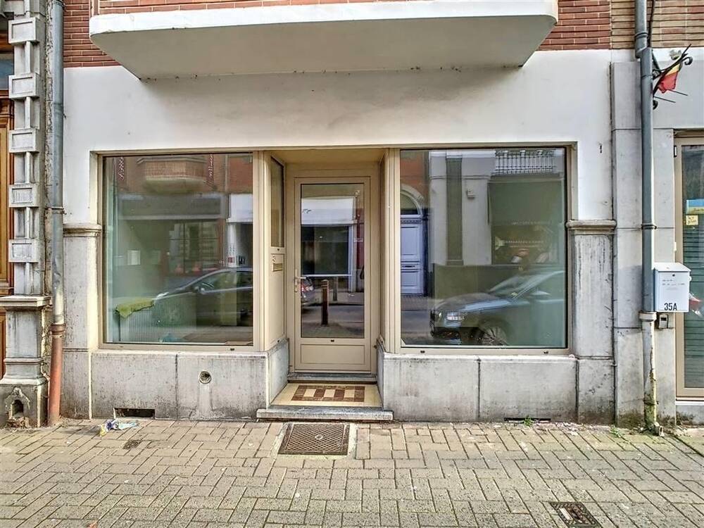 Handelszaak te  huur in Waver 1300 695.00€  slaapkamers m² - Zoekertje 283173