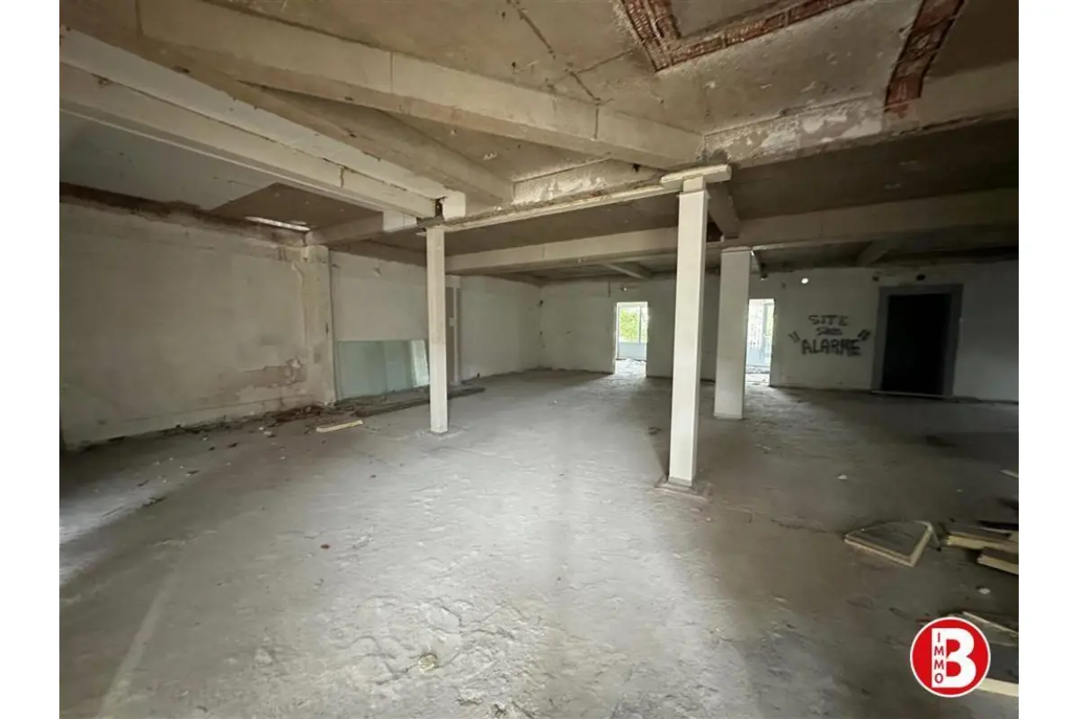 Handelszaak te  koop in Linkebeek 1630 250000.00€  slaapkamers 80.00m² - Zoekertje 296807