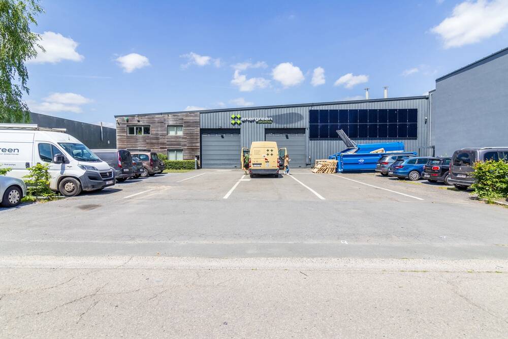 Handelszaak te huur in Waver 1300 15000.00€ slaapkamers 2400.00m² - Zoekertje 300818