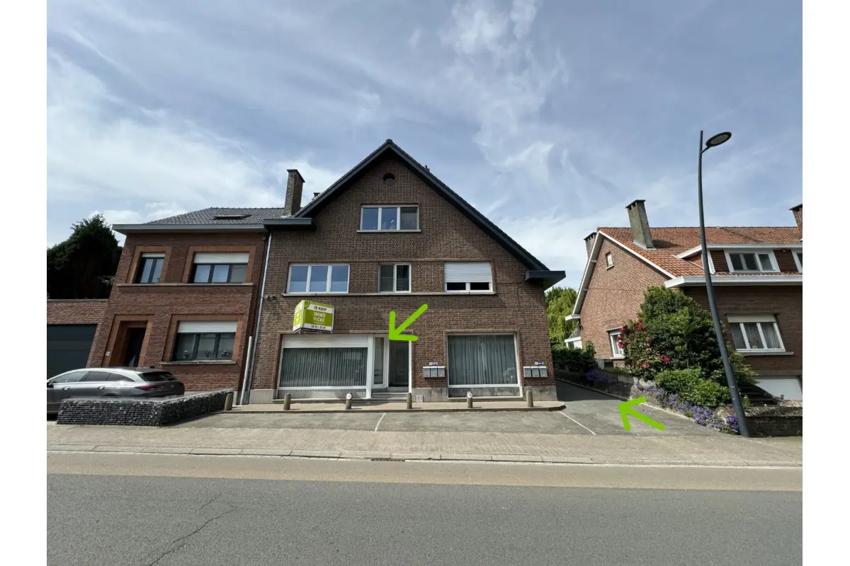 Handelszaak te  koop in Sint-Pieters-Leeuw 1600 205000.00€  slaapkamers 102.00m² - Zoekertje 300312