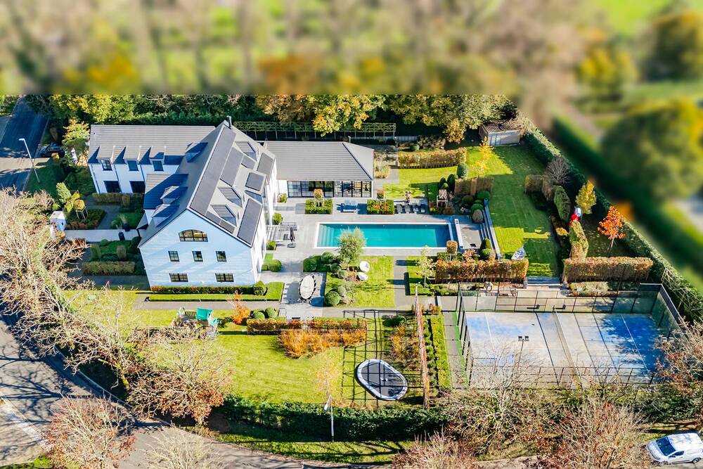 Maison à vendre à Braine-l'Alleud 1420 3995000.00€ 5 chambres 1260.00m² - Annonce 302422