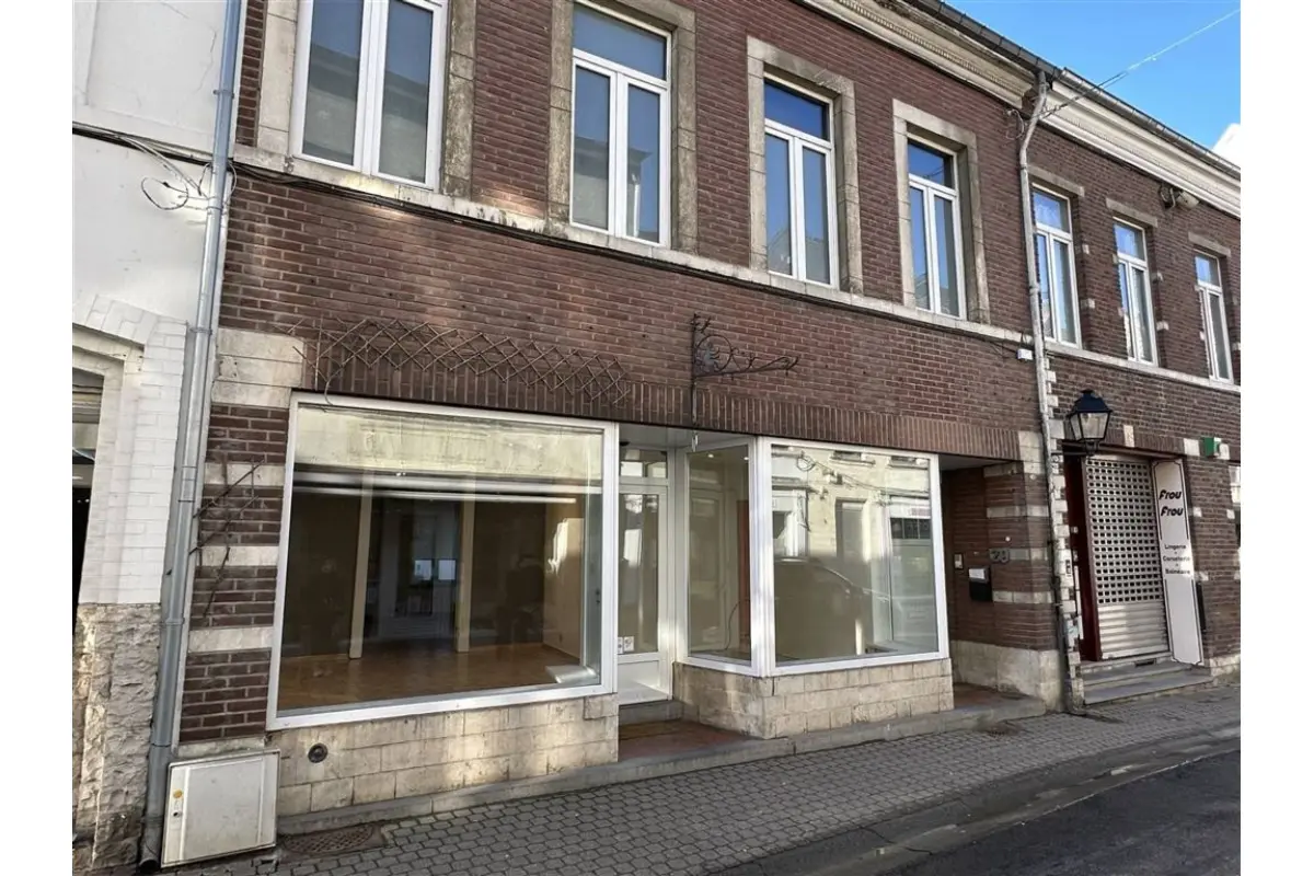 Handelszaak te  koop in Geldenaken 1370 110000.00€  slaapkamers 74.00m² - Zoekertje 302640