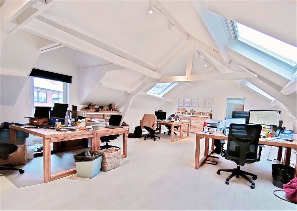 Commerce à louer à La Hulpe 1310 1200.00€ chambres 115.00m² - Annonce 308129