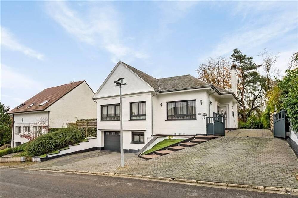 Maison à vendre à Hoeilaart 1560 795000.00€ 4 chambres 200.00m² - Annonce 311267
