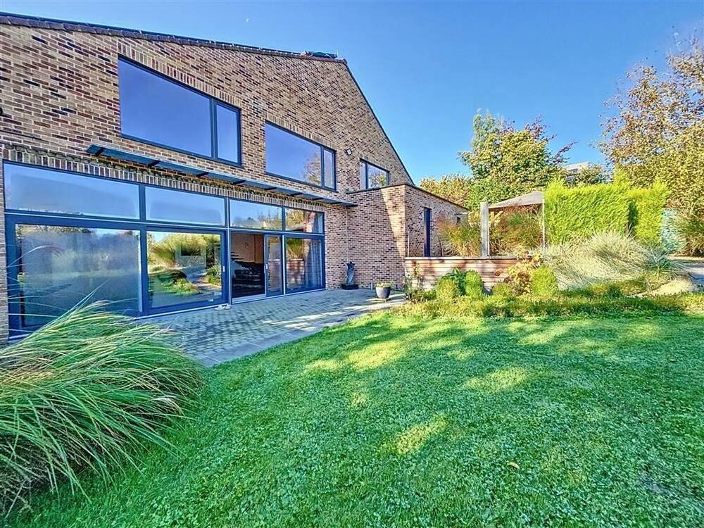 Appartementsgebouw te koop in Geldenaken 1370 900000.00€ 6 slaapkamers 570.00m² - Zoekertje 319695