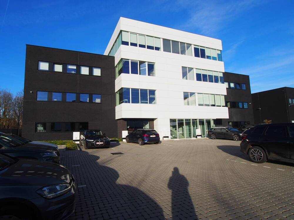 Handelszaak te huur in Rotselaar 3110 3141.00€ slaapkamers m² - Zoekertje 334655