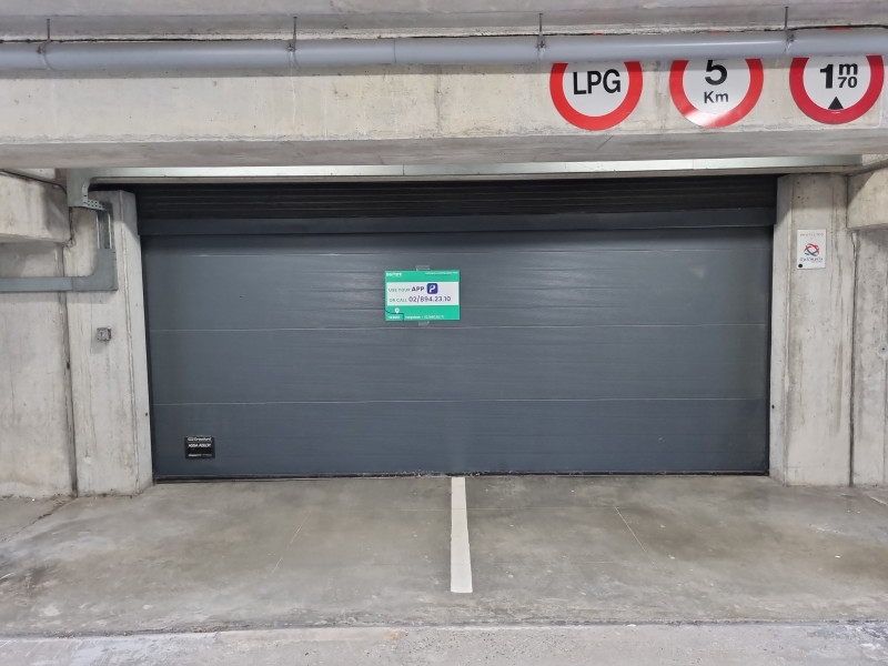 Parking à louer à Grand-Bigard 1702 89.00€ chambres m² - Annonce 341930