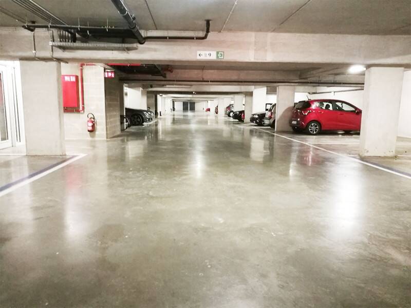 Parking à louer à Bost 3300 45.00€ chambres m² - Annonce 341646