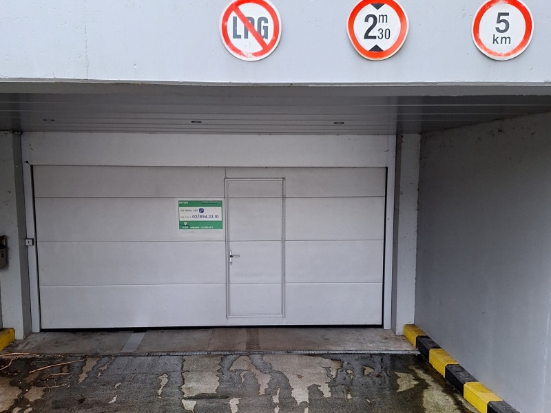 Parking & garage te  huur in Zaventem 1930 129.00€  slaapkamers m² - Zoekertje 341859
