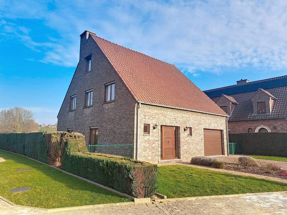 Maison à louer à Leefdaal 3061 1950.00€ 5 chambres 273.00m² - Annonce 347029