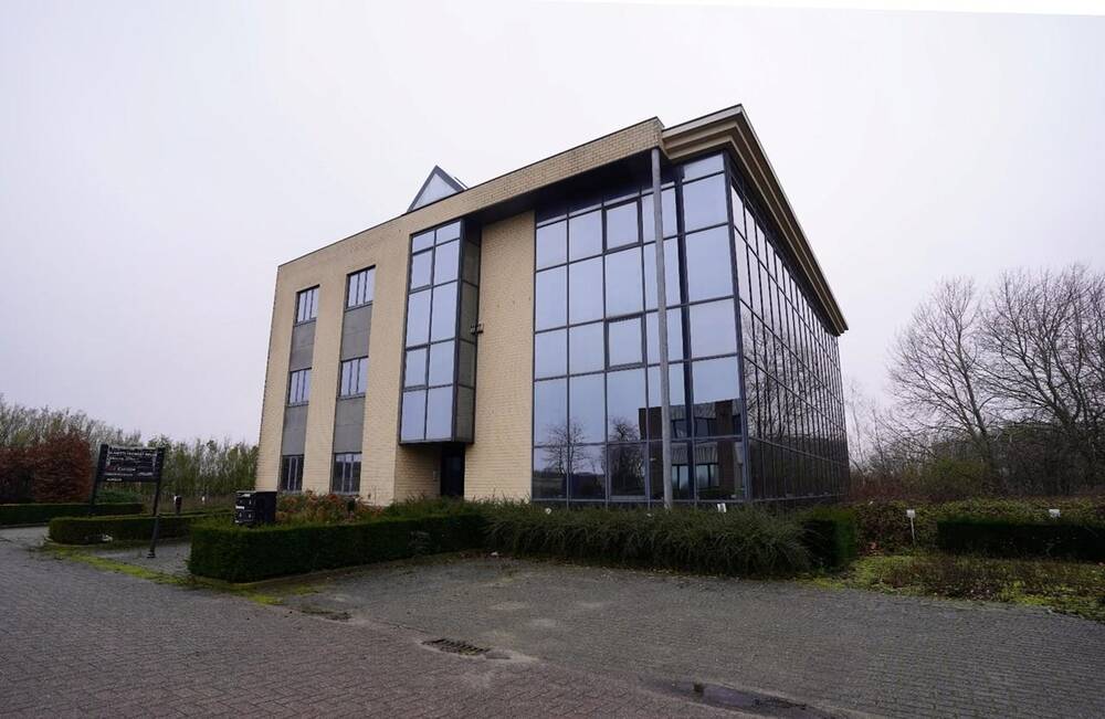 Commerce à louer à Zaventem 1930 3260.00€ chambres 1500.00m² - Annonce 347887