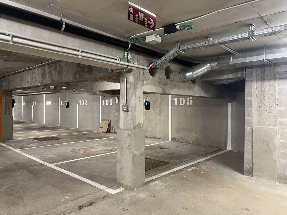 Parking à  à Auderghem 1160 110.00€  chambres m² - Annonce 348672
