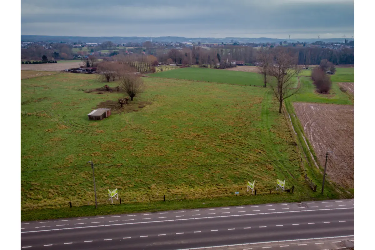 Terrain à vendre à Leeuw-Saint-Pierre 1600 365000.00€  chambres m² - Annonce 361074