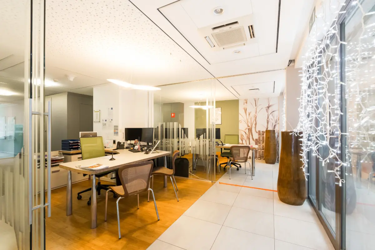 Commerce à vendre à Louvain-la-Neuve 1348 1500000.00€  chambres 490.00m² - Annonce 360861