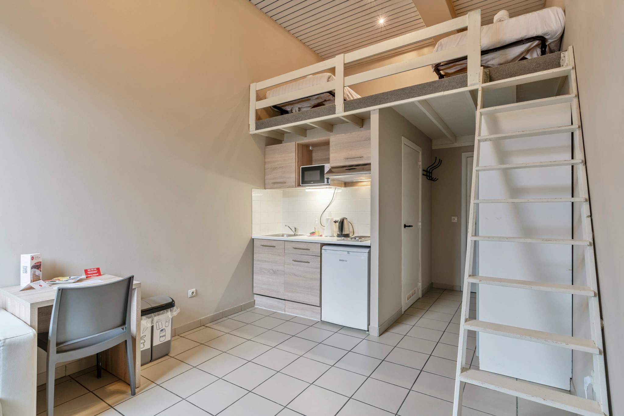 Appartement te  huur in Heverlee 3001 800.00€ 1 slaapkamers m² - Zoekertje 362745