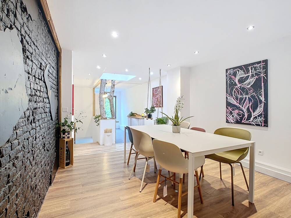 Immeuble de rapport - Immeuble à appartement à à Wavre 1300 299000.00€ chambres 145.00m² - Annonce 367868