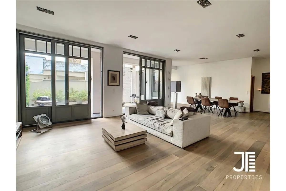 Appartement te  koop in Ruisbroek 1601 470000.00€ 2 slaapkamers 147.00m² - Zoekertje 371714