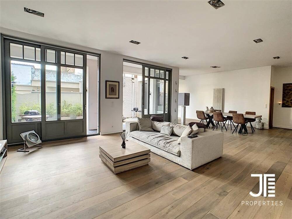 Appartement te  koop in Ruisbroek 1601 470000.00€ 2 slaapkamers 147.00m² - Zoekertje 371714