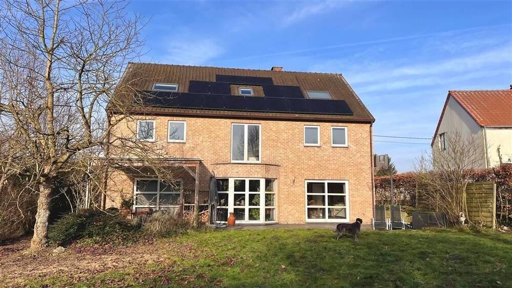 Maison à vendre à Grez-Doiceau 1390 599000.00€ 6 chambres 260.00m² - Annonce 372714