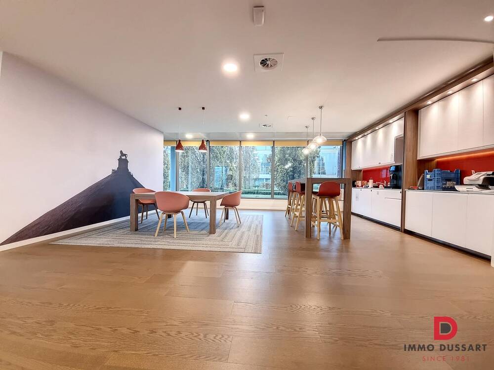 Commerce à louer à Braine-l'Alleud 1420 289.00€  chambres 50.00m² - Annonce 375197