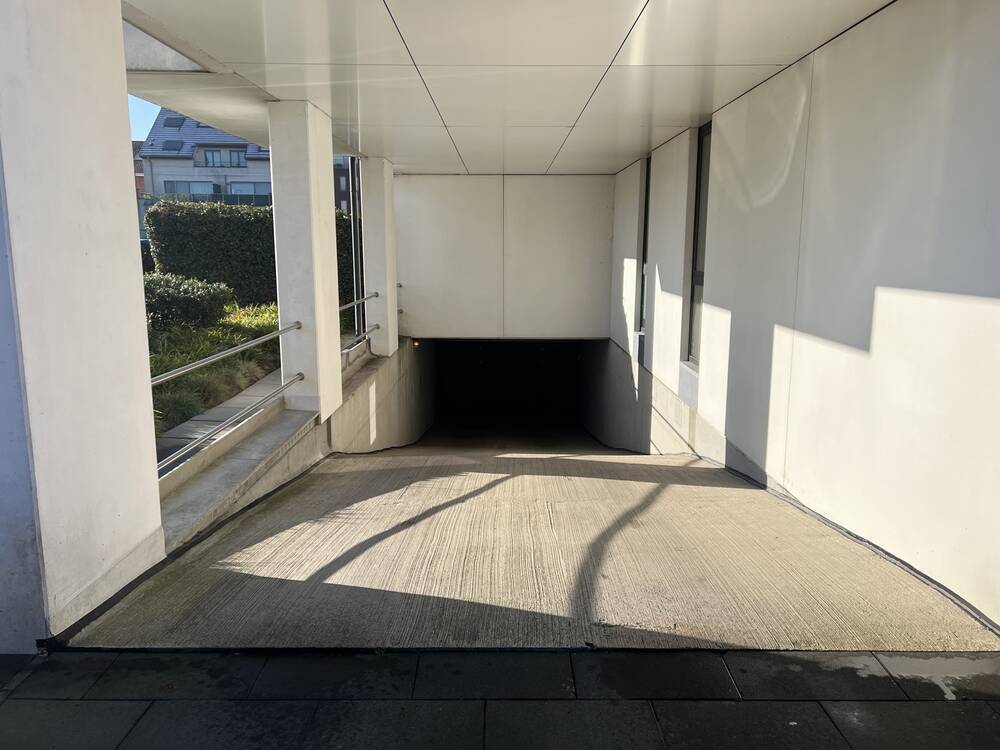 Parking / garage à louer à Wolvertem 1861 70.00€ chambres m² - Annonce 380221