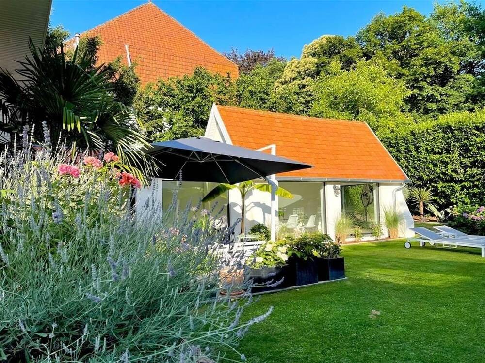 Huis te  koop in Sint-Genesius-Rode 1640 650000.00€ 3 slaapkamers 141.00m² - Zoekertje 379940