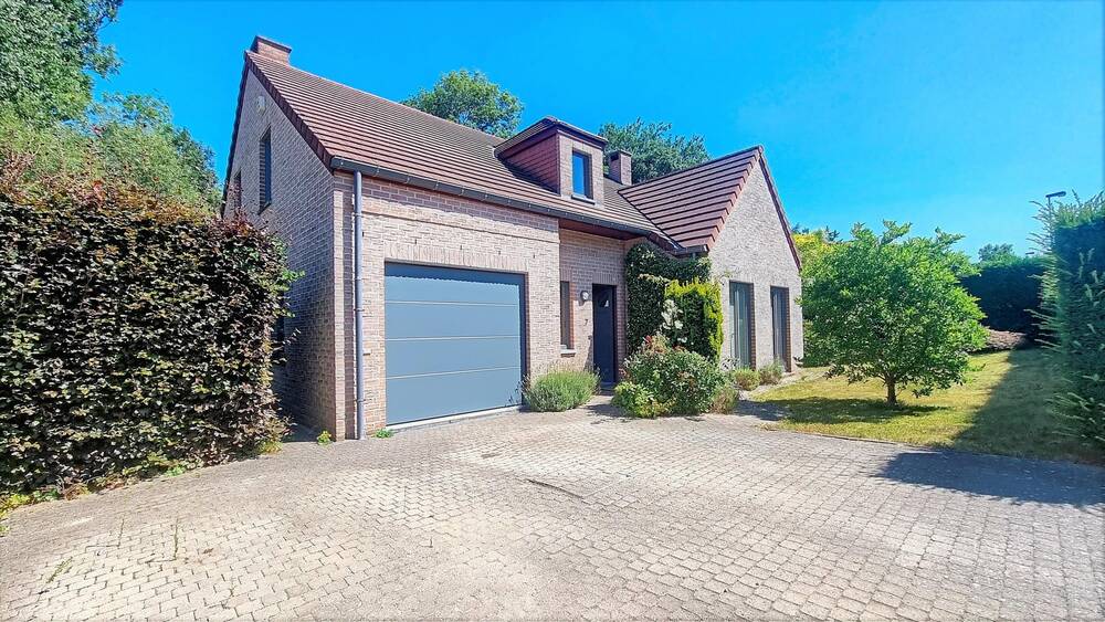 Maison à louer à Braine-le-Château 1440 2020.00€ 4 chambres 183.00m² - Annonce 476302