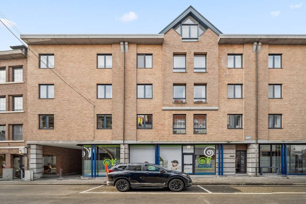 Commerce à vendre à Tirlemont 3300 330000.00€ chambres m² - Annonce 384006