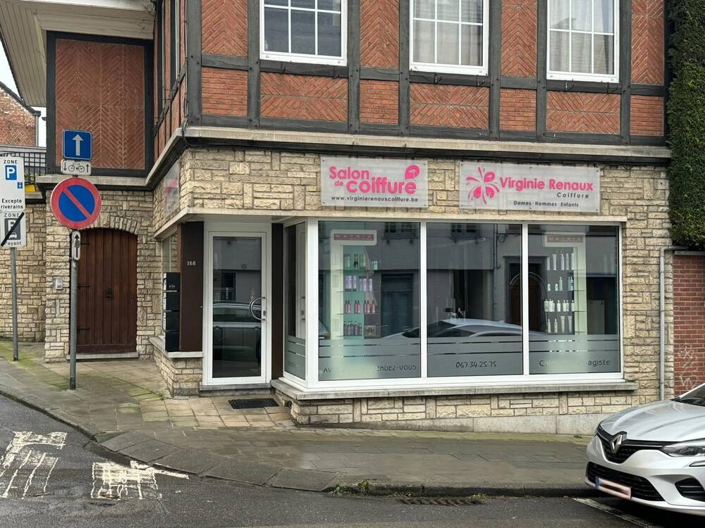 Commerce à louer à Nivelles 1400 600.00€ chambres 40.00m² - Annonce 394989