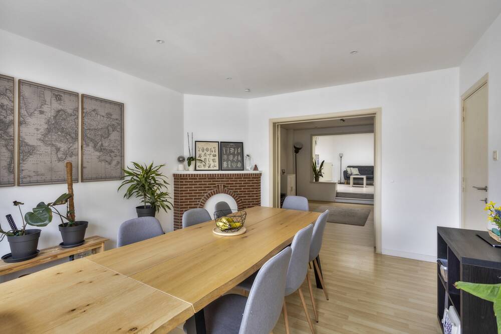 Appartement à vendre à Leeuw-Saint-Pierre 1600 335000.00€ 3 chambres 153.00m² - Annonce 398284