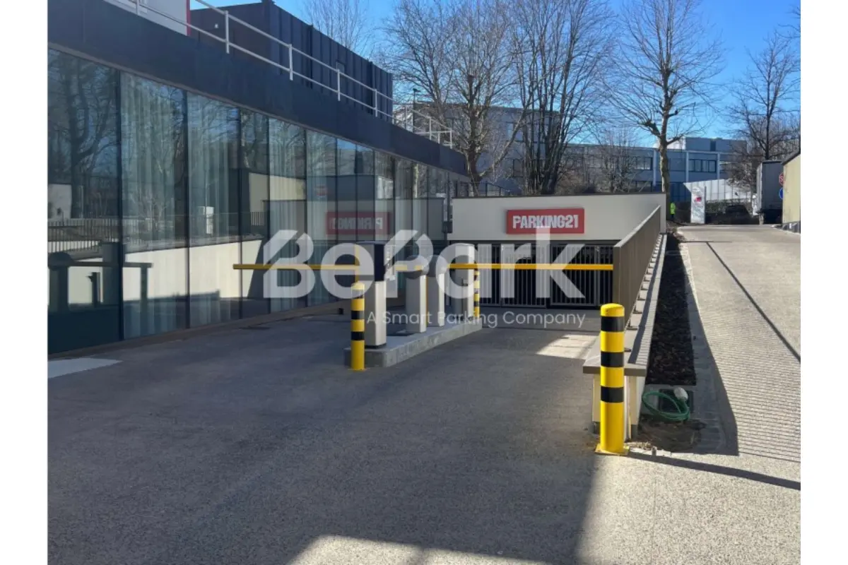 Parking & garage te  huur in Zaventem 1930 151.00€  slaapkamers m² - Zoekertje 398084