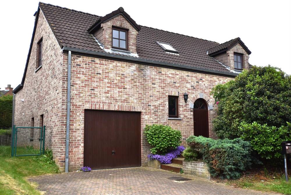 Villa te huur in Eigenbrakel 1420 1990.00€ 4 slaapkamers 175.00m² - Zoekertje 546577