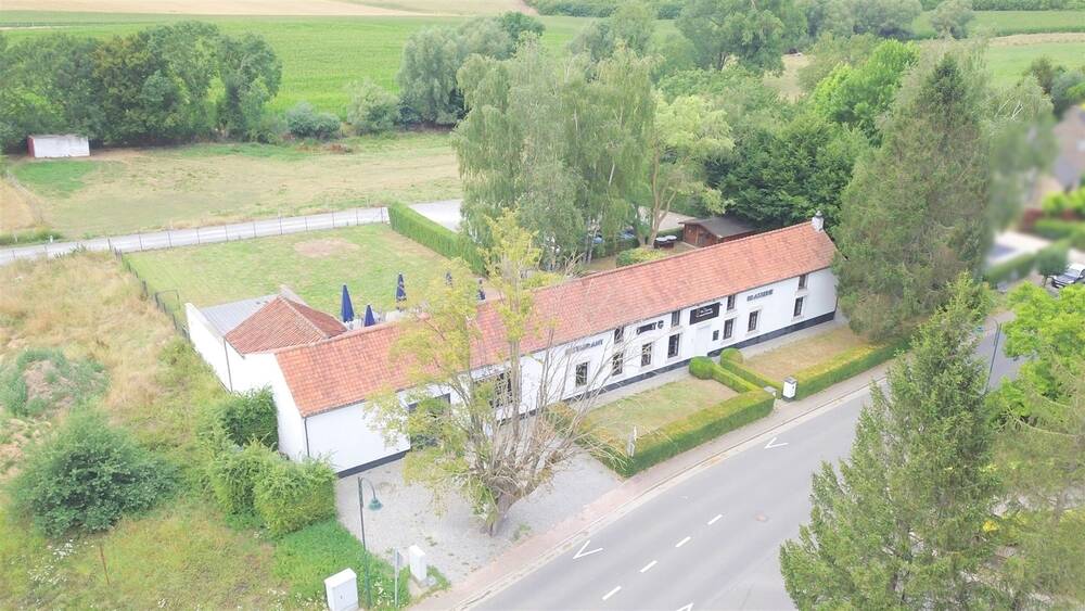 Commerce à vendre à Rebecq 1430 640000.00€ chambres 425.00m² - Annonce 402453