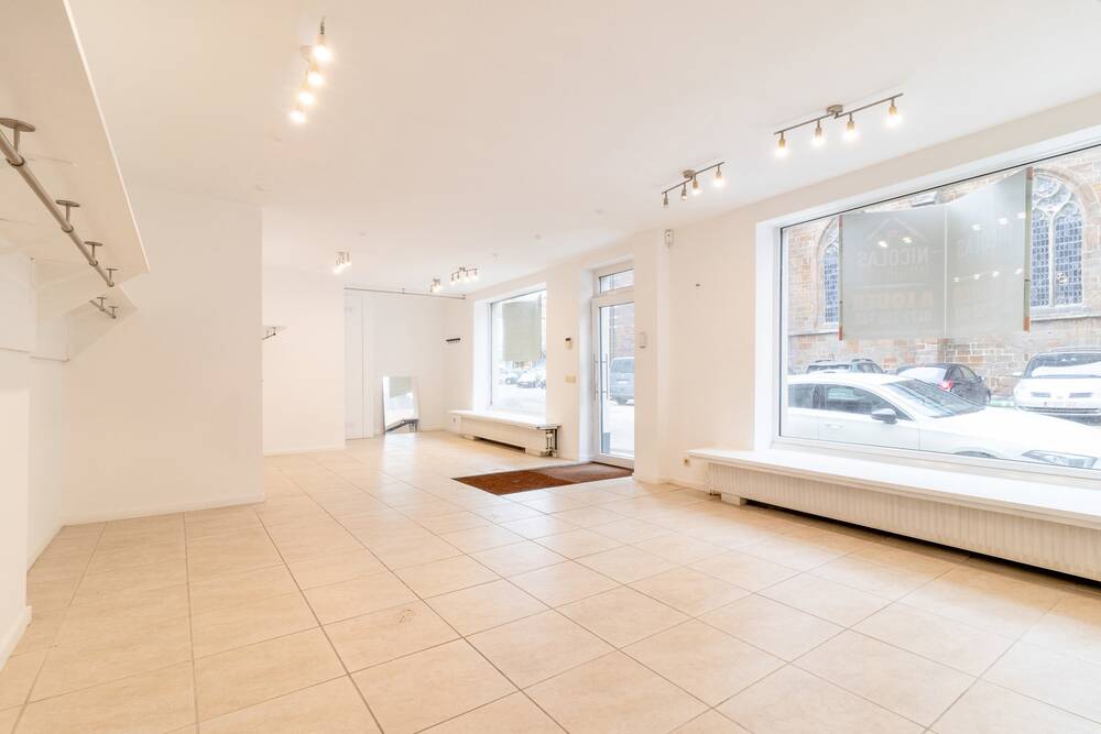 Handelszaak te huur in Waver 1300 1100.00€ slaapkamers 135.00m² - Zoekertje 403655
